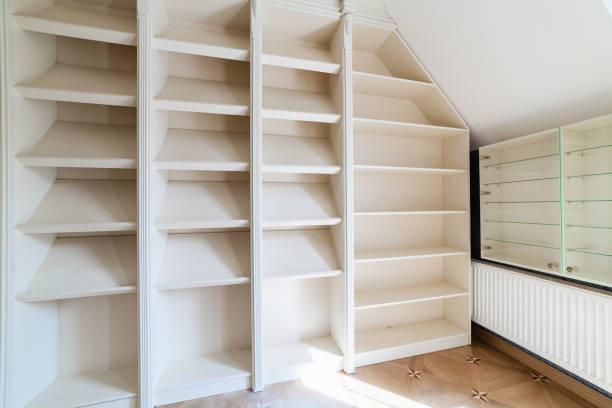 regał pod skosem, regały drewniane na wymiar, regały na zamówienie ewodd.com